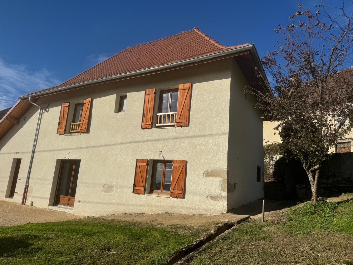 Maison Leonora Saint-Genix-sur-Guiers Exterior foto